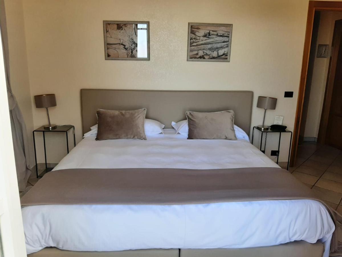 Relais Juliette Hotel Ла Мора Екстериор снимка